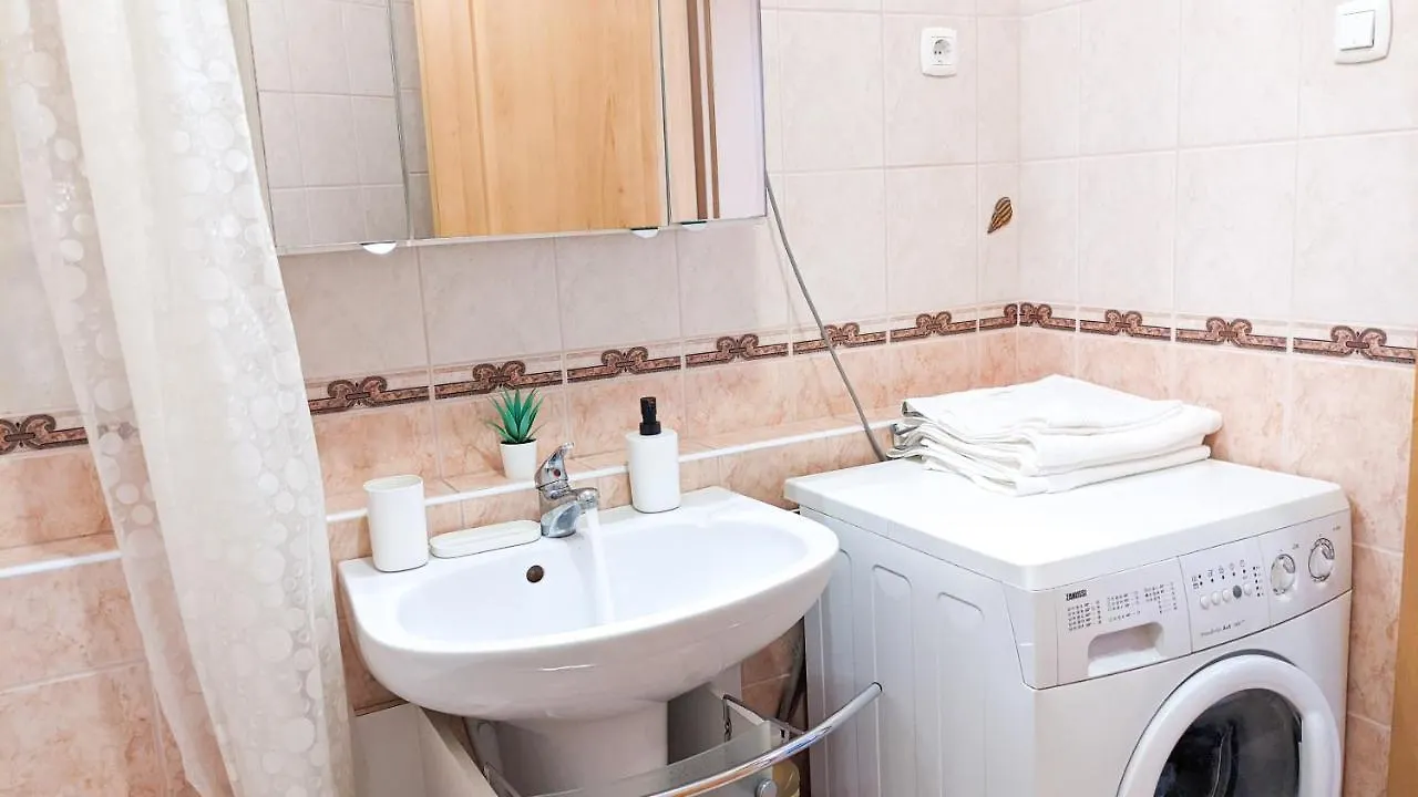 Skytop Modern Condo In Heart Of Downtown Budapest 0*,  Hongrie